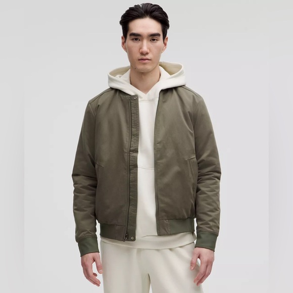 lululemon athletica Other - Lululemon mens switch over bomber